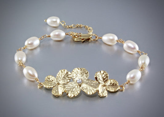 "Blush" - Pearl Bracelet and Earrings Set - Available in Yellow Gold and Silver