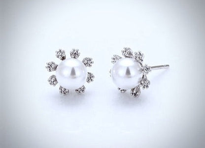 "Anais" - Bridal Pearl Stud Earrings