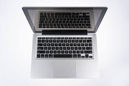 Apple MacBook Pro (15-inch Late 2011) 2.2 GHz intel i7-2675QM 8GB RAM 512GB SSD (Silver)