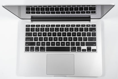Apple MacBook Pro (13-inch Late 2013) 2.4 GHz I5-4258U 8GB RAM 2TB SSD (Silver)