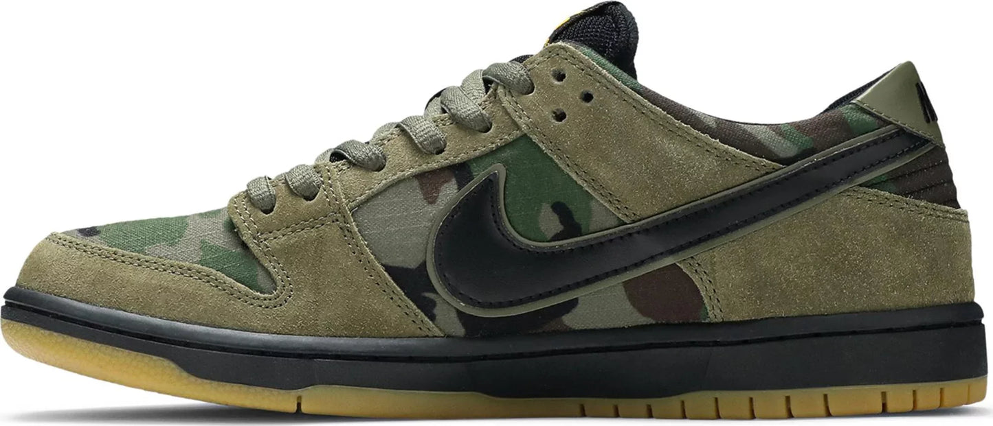 Nike SB Zoom Dunk Low Pro Camouflage Size 8.5M / 10W