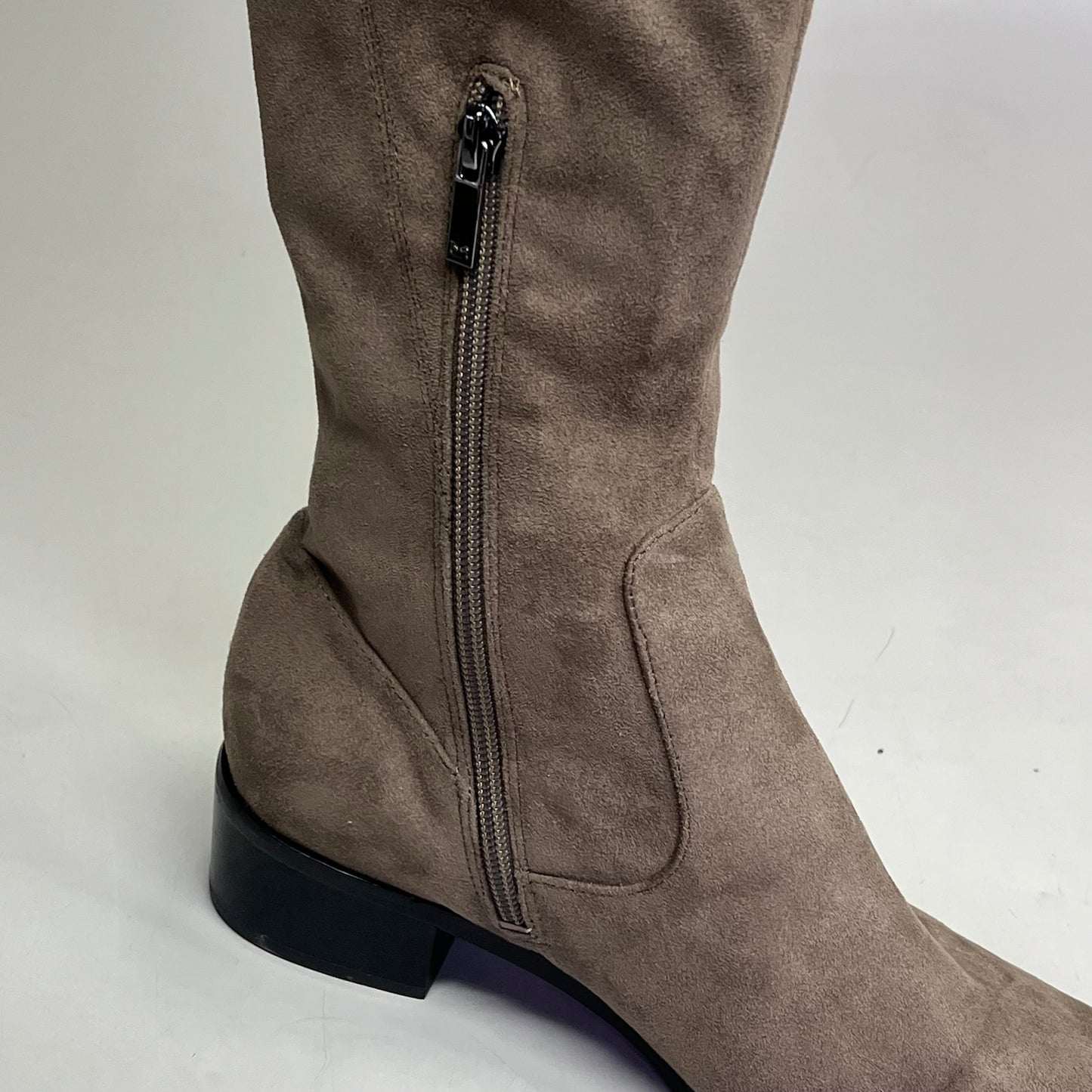 MARC FISHER  LTD Over The Knee Boot Pointy Toe Partial Zip Women's Sz 8.5 Brown