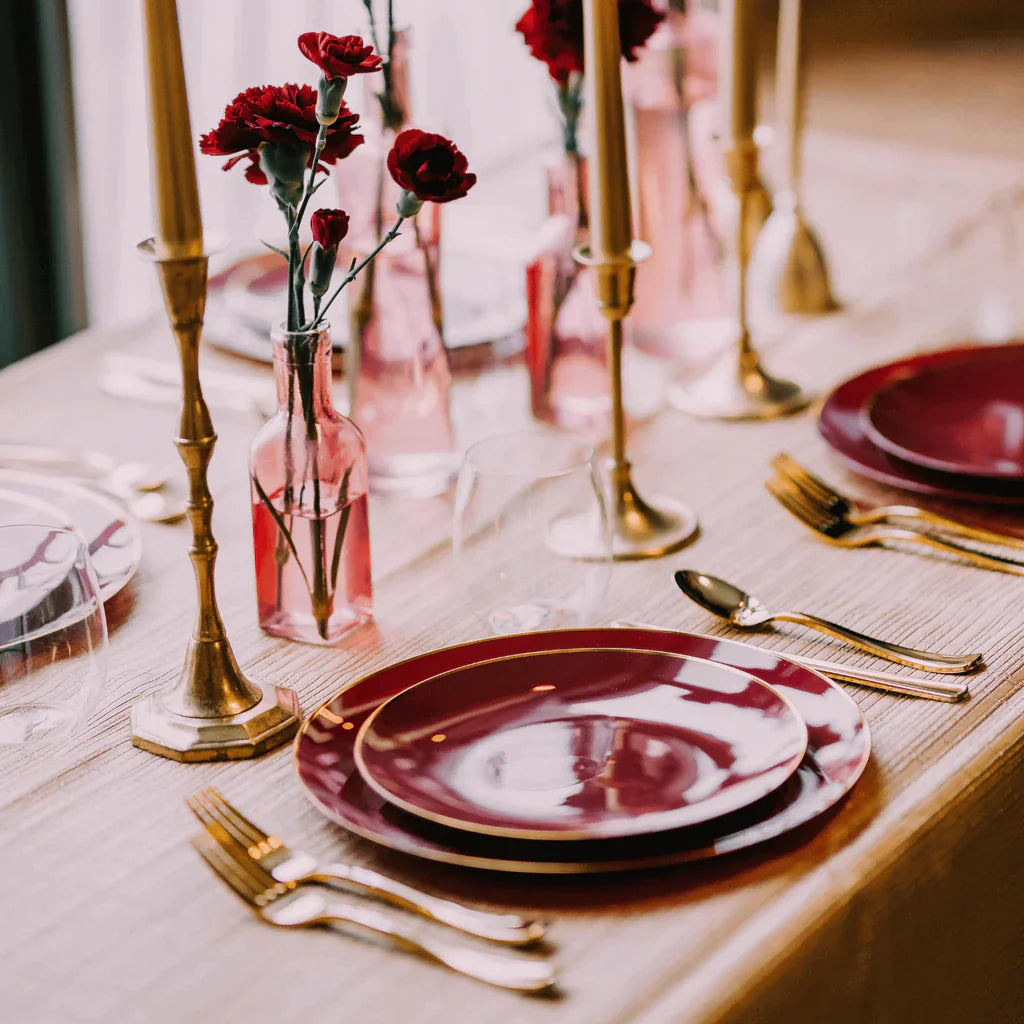 Exquisite Classic Gold Plastic Forks | 20 Count