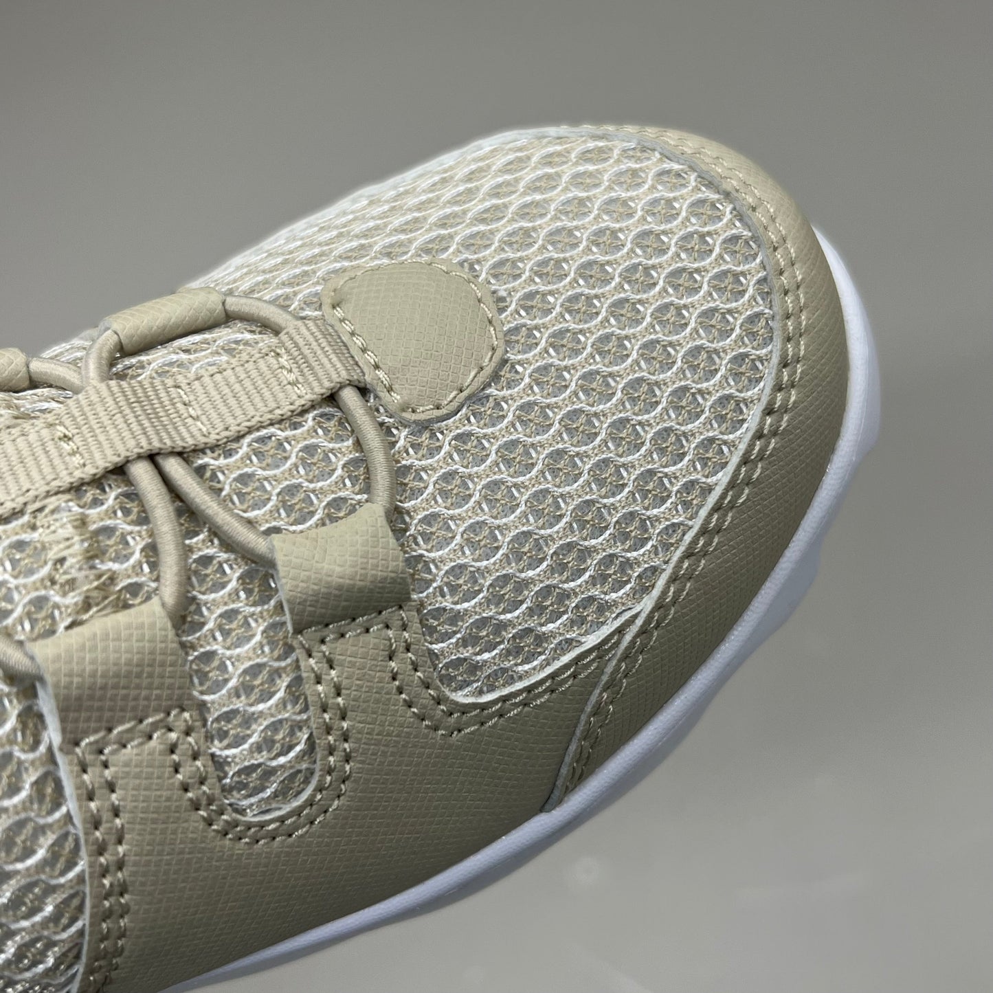 PROPET Travel Activ Slide Breathable 2 Tone Mesh Women's Sz 6 M(B) Sand WAT011M