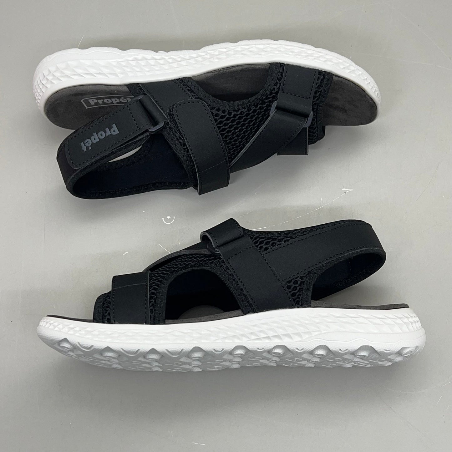 PROPET Travel Activ Sport Lightweight Women's Sz 8.5 W(D) Black/White WST013P