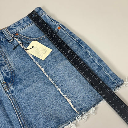 LEVIS Recrafted Icon Skirt Mid Rise Original Women's Sz 30 Novel Notion Med Wash