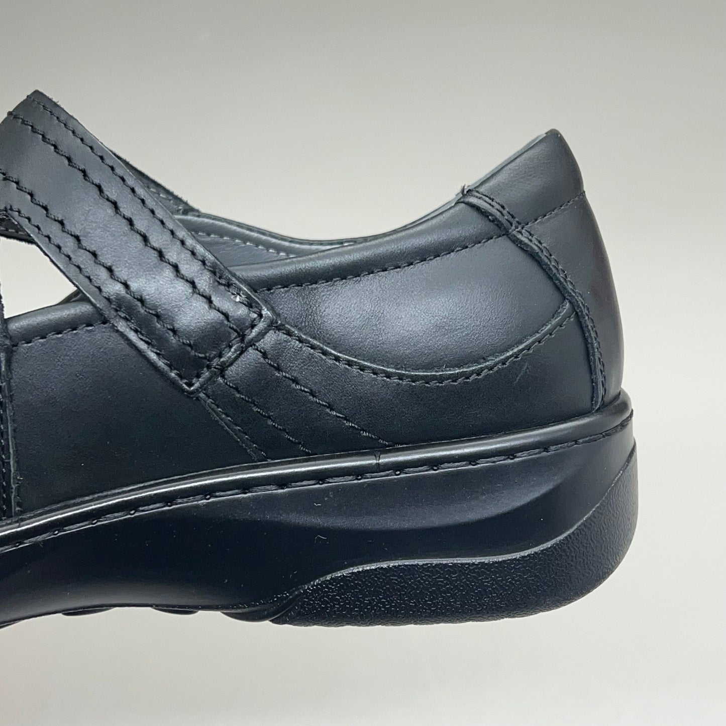 PROPET Golda Mary Jane Adjustable Lightweight Women's Sz 9.5 X(2E) Black WCA053L