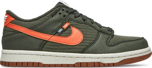 Nike SB Dunk Low SE Sequoia New Size 6Y / 7.5W