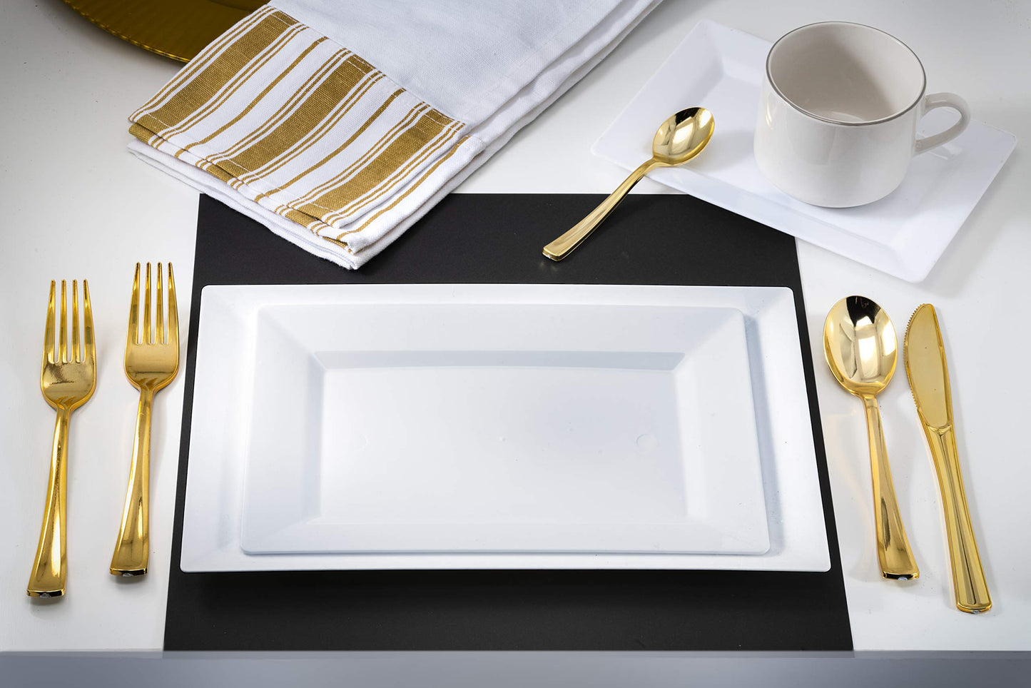 9.5 In. White Rectangular Plates | 10 Count