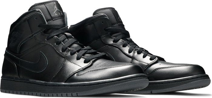 (2015) Nike Jordan 1 Mid Triple Black New Size 7.5M