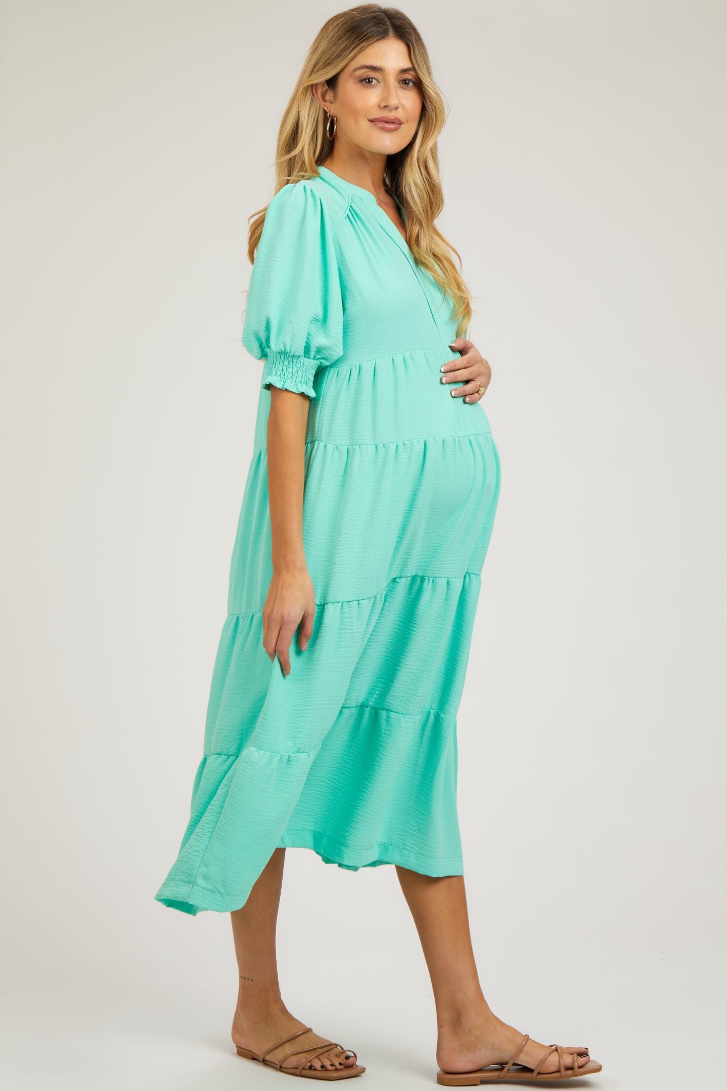 Emerald Short Sleeve Tiered Maternity Midi Dress