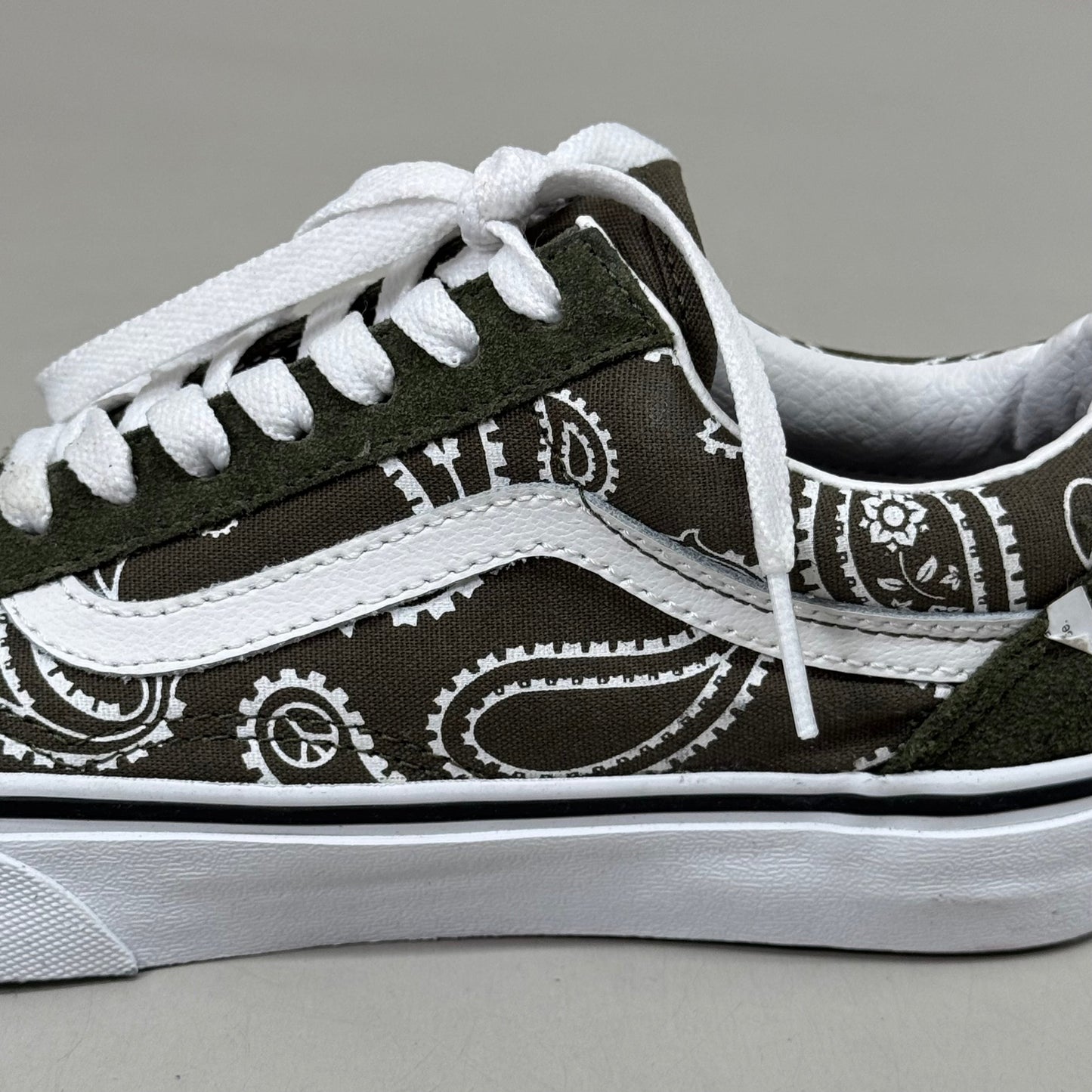 VANS Peace Paisley Old Skool Sneaker Women's Sz 5.5 Men's 4.0 Olive Green KRFB0F