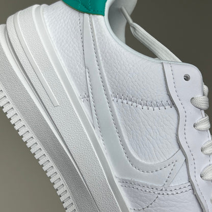 NIKE Air Force 1 PLT.AF.ORM Tapered Toe Sz Women's 8 White/Pink/Blue FN7180-100
