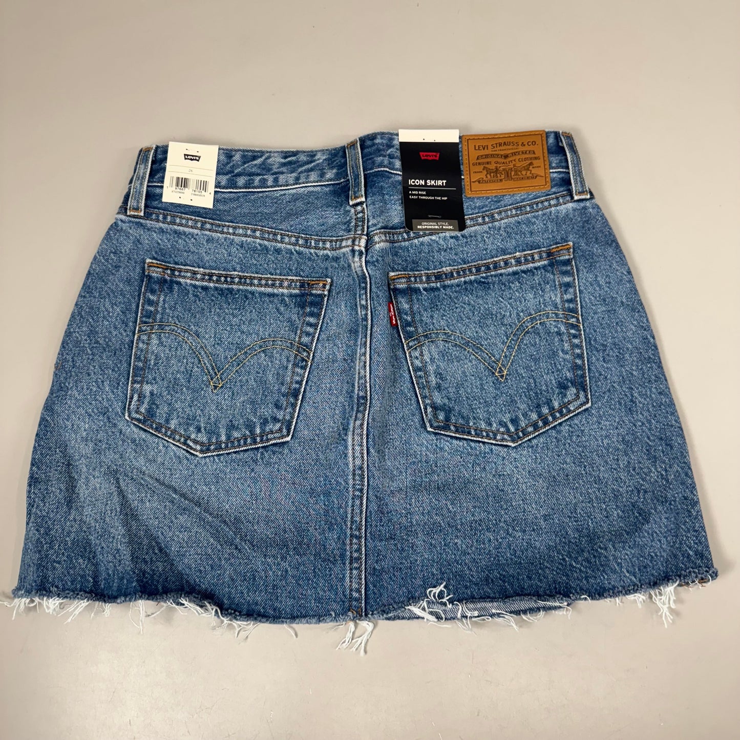 LEVIS Recrafted Icon Skirt Mid Rise Original Women's Sz 26 Novel Notion Med Wash