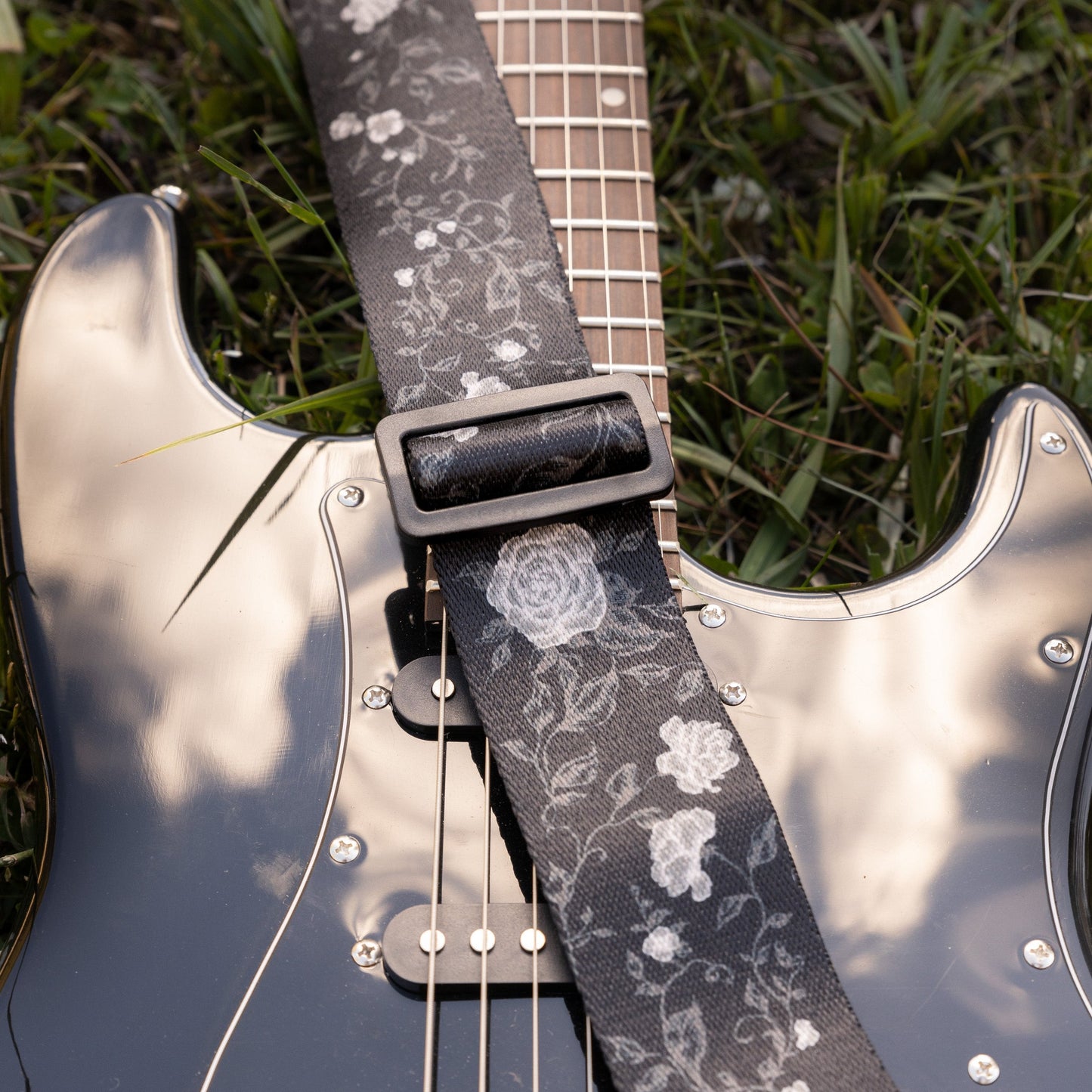 Black Vine Guitar Strap