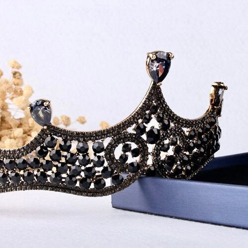 Keeley - Victorian Gothic Black Bridal 3-Piece Jewelry Set With Tiara