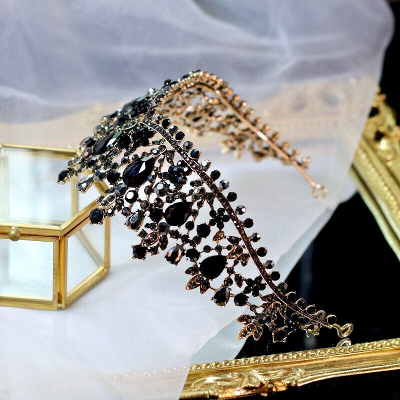 Olenna - Victorian Gothic Black Bridal Tiara