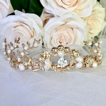 Neda - Bohemian Pearl Bridal Tiara