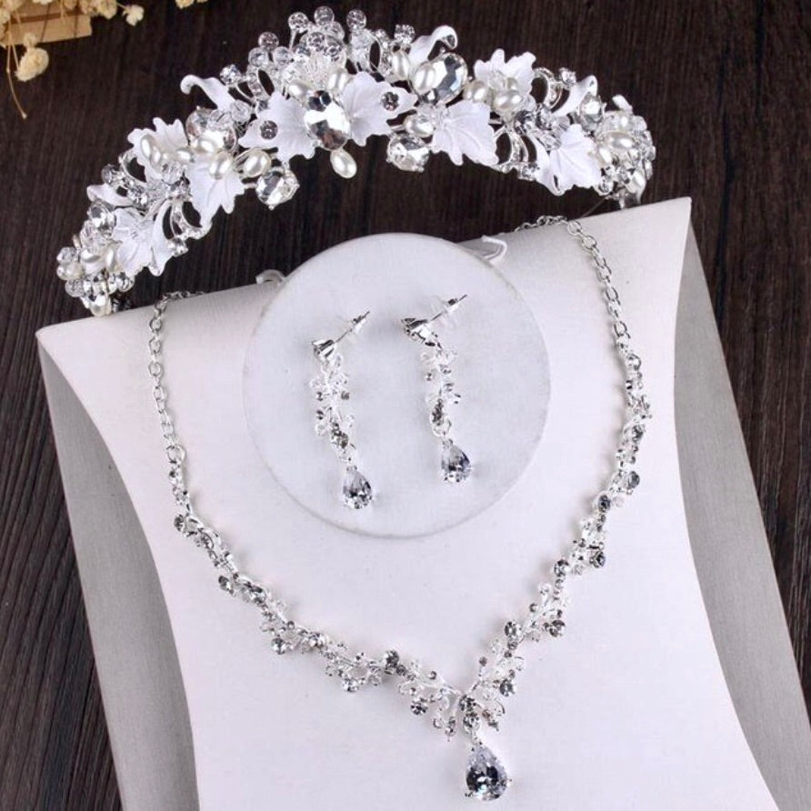 "Giada" - Bridal 3-Piece Jewelry Set With Tiara - Available in Gold and Silver