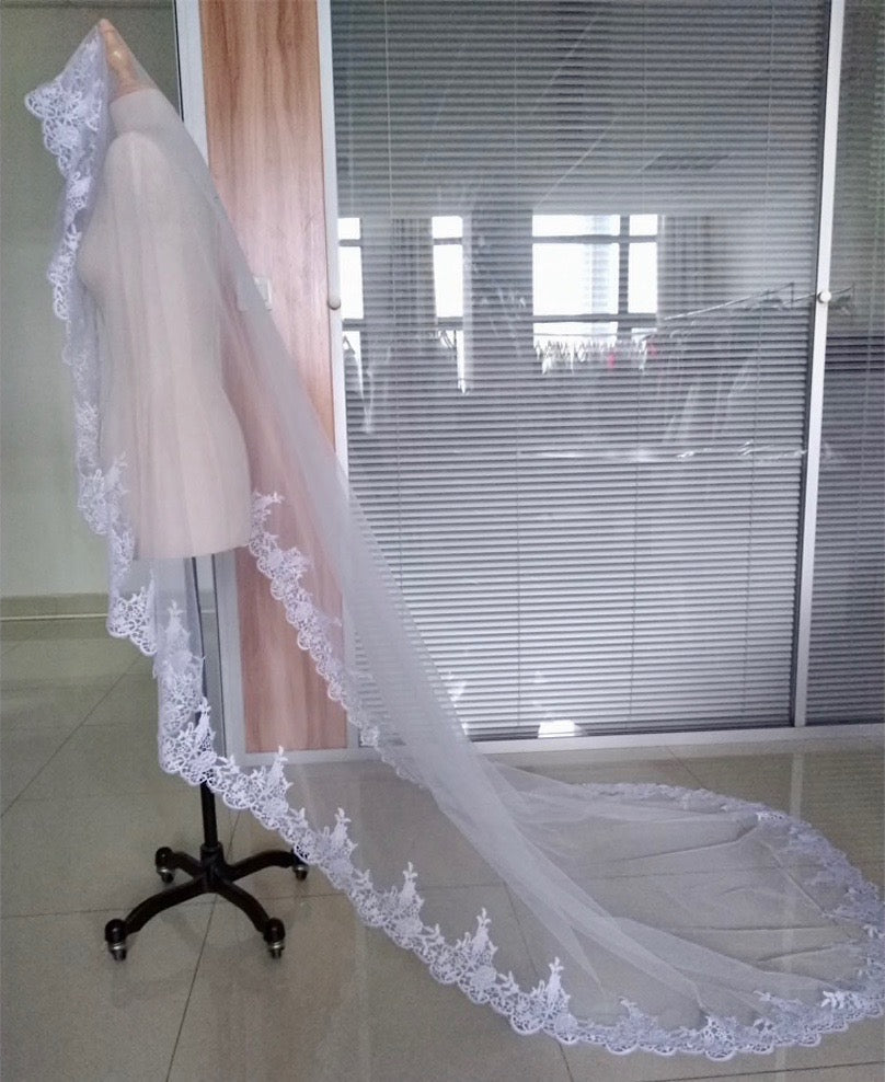 "Rhoda" - Wedding Lace Mantilla Veil - Cathedral Length