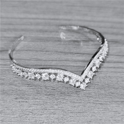 "Morena" - V-Shaped Cubic Zirconia Bridal Bracelet