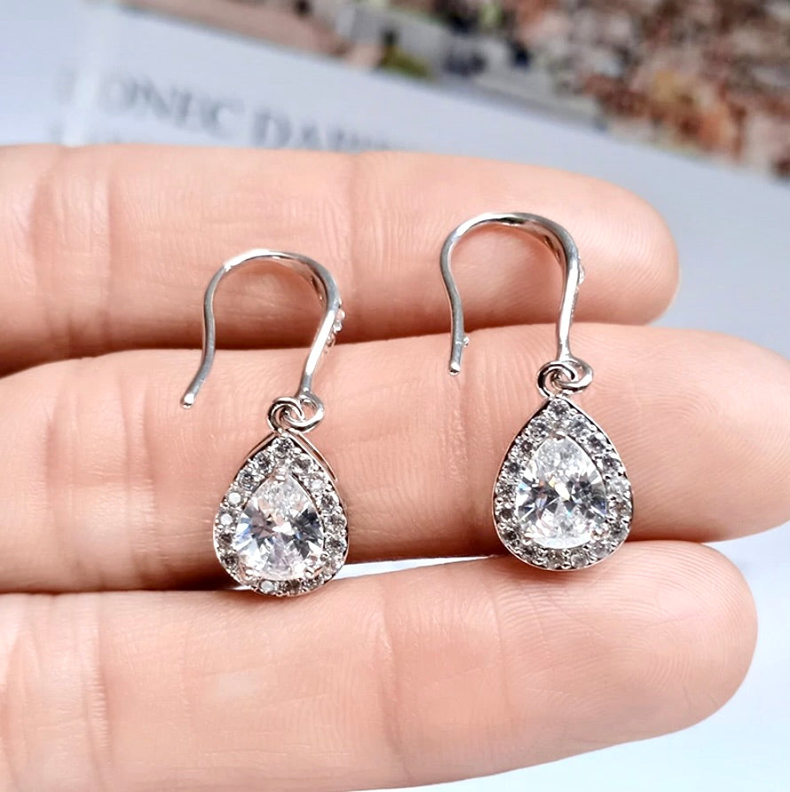 Raïsa - CZ Bridal Bracelet and Earrings Set - Available in Silver, Rose Gold and Yellow Gold