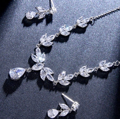 Dorothy - Cubic Zirconia Bridal Jewelry Set - Available in Rose Gold and Silver