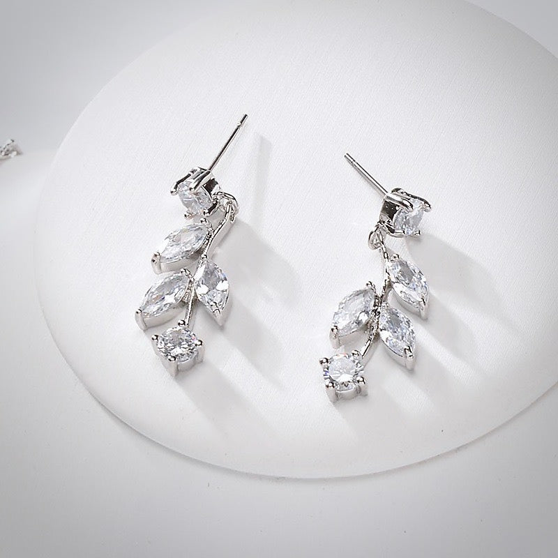 Jillian - Cubic Zirconia Bridal Jewelry Set - Available in Silver and Gold