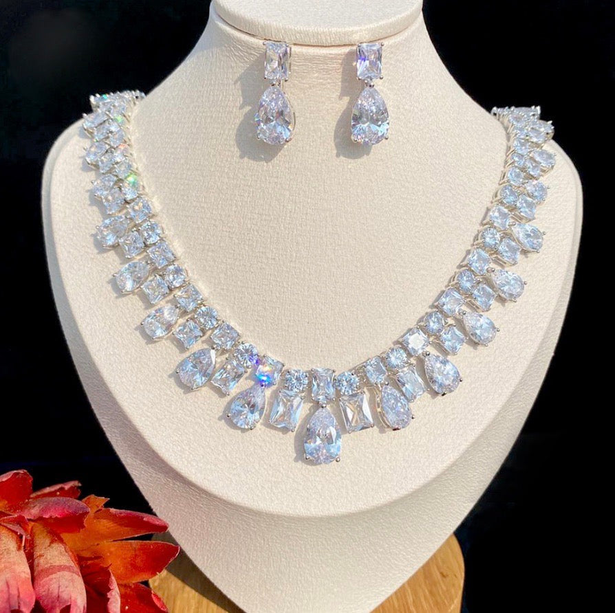 Regina - Silver Cubic Zirconia Bridal Jewelry Set