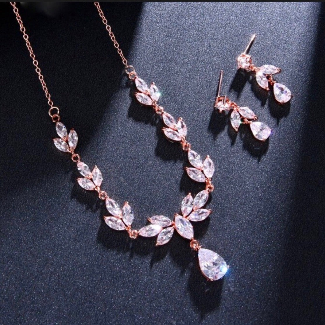 Dorothy - Cubic Zirconia Bridal Jewelry Set - Available in Rose Gold and Silver