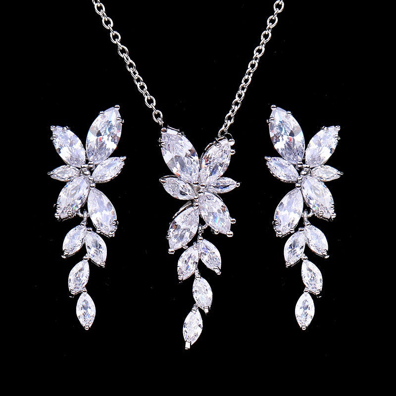 Vivienne - Cubic Zirconia Bridal Necklace - Available in Silver, Rose Gold and Yellow Gold