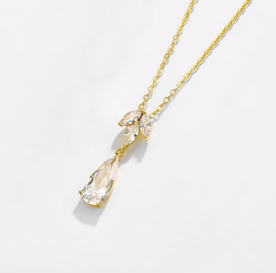 Solange - Cubic Zirconia Bridal Necklace - Available in Silver, Rose Gold and Yellow Gold