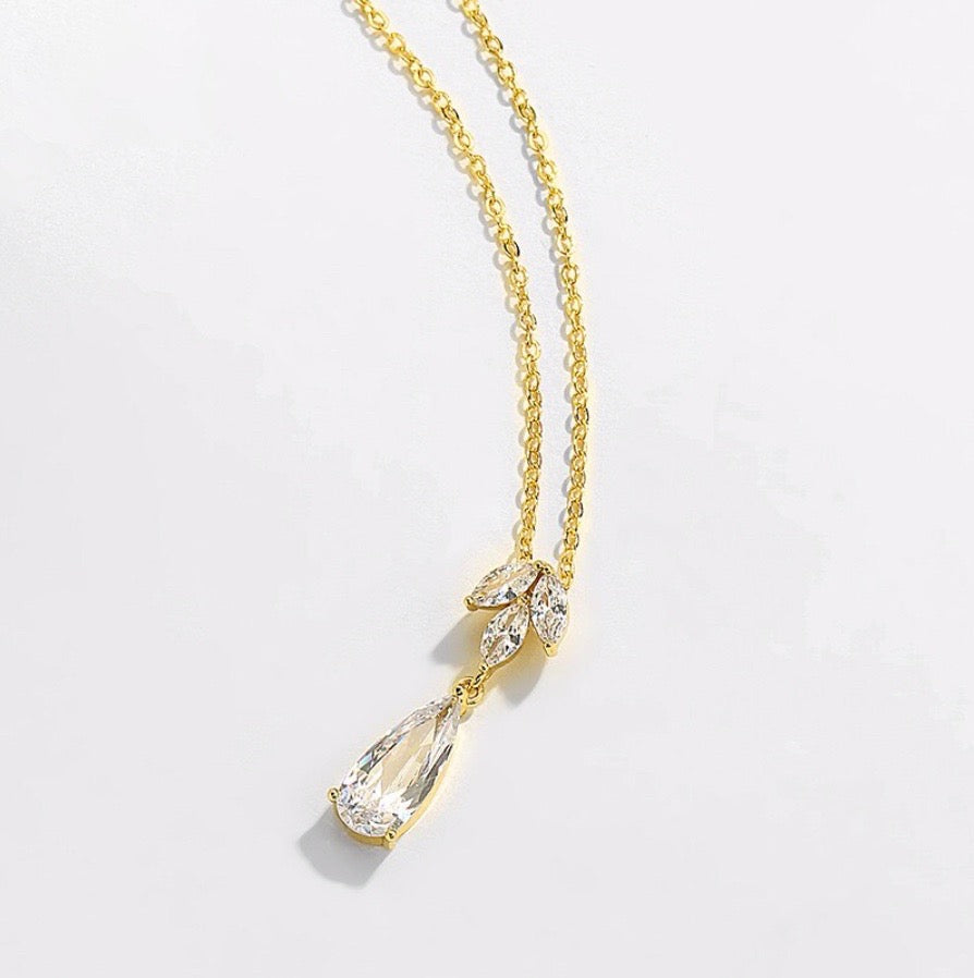 Solange - Cubic Zirconia Bridal Necklace - Available in Silver, Rose Gold and Yellow Gold