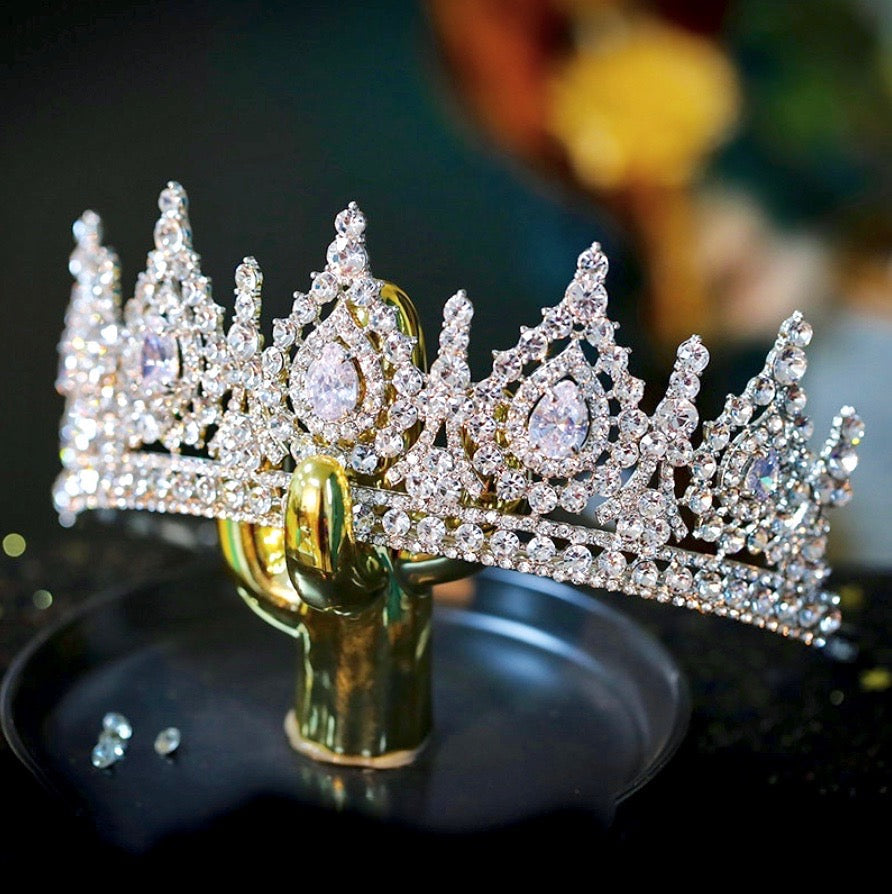 Emmy - Royal Glamour Bridal Tiara