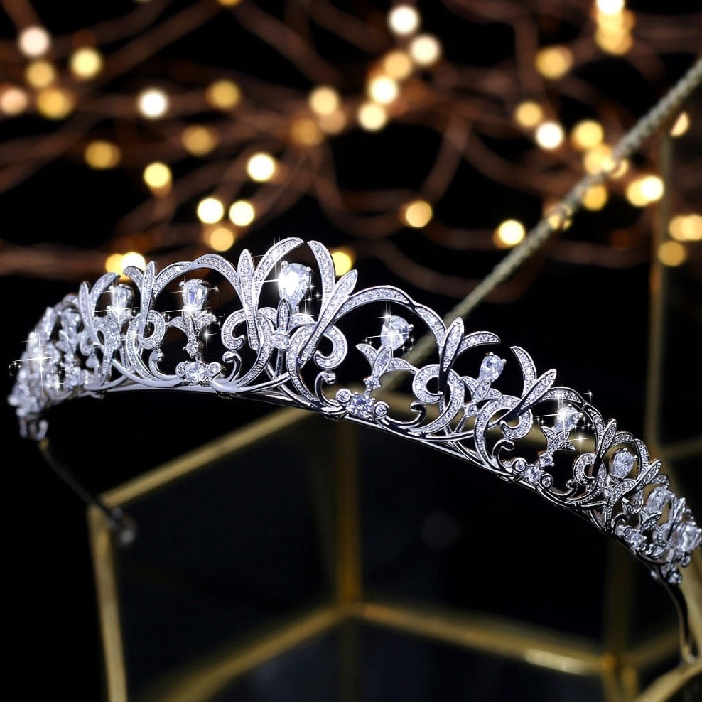Lynnea - Silver Cubic Zirconia Bridal Tiara