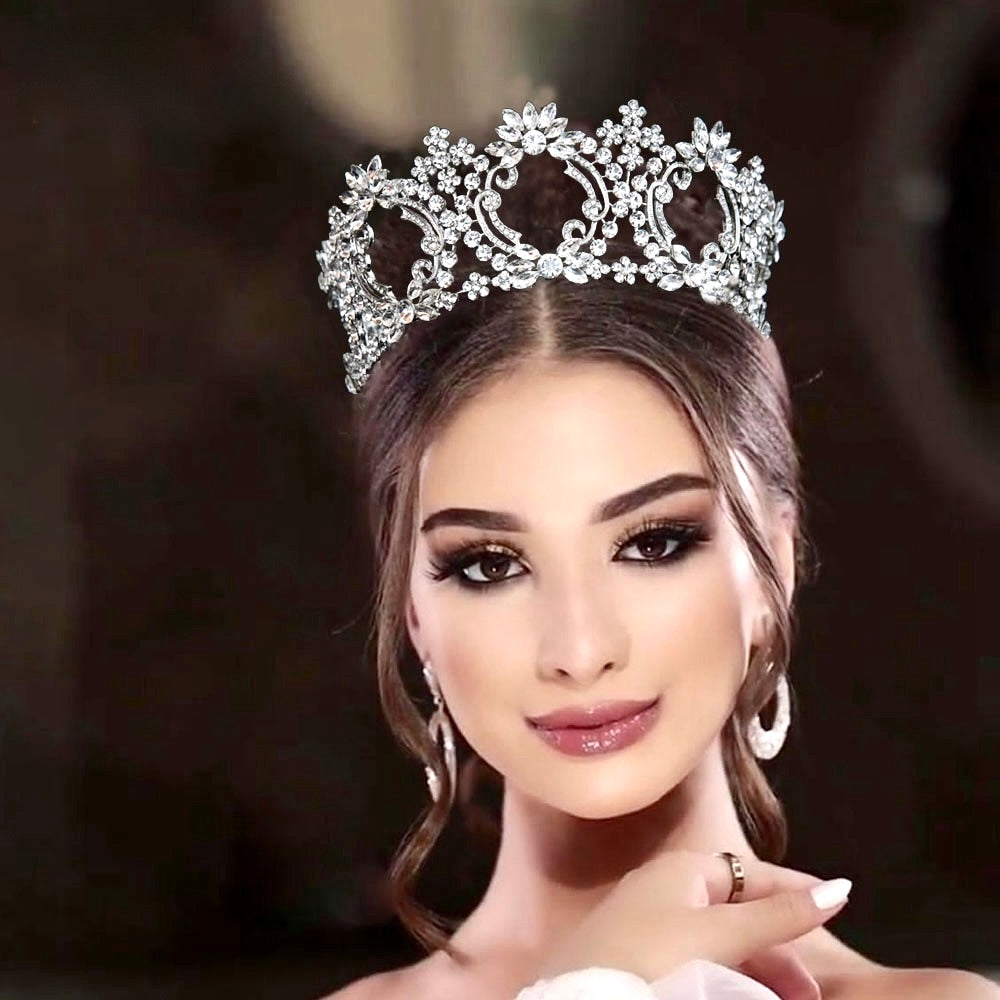 Everleigh - Pearl and Crystal Bridal Tiara - Available in Gold and Silver