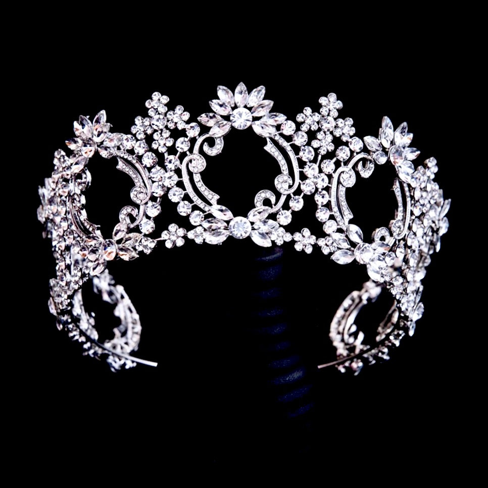 Everleigh - Pearl and Crystal Bridal Tiara - Available in Gold and Silver