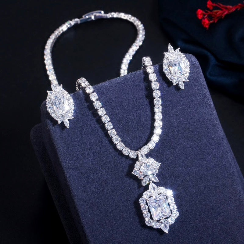 Savannah - Silver Cubic Zirconia Bridal Jewelry Set