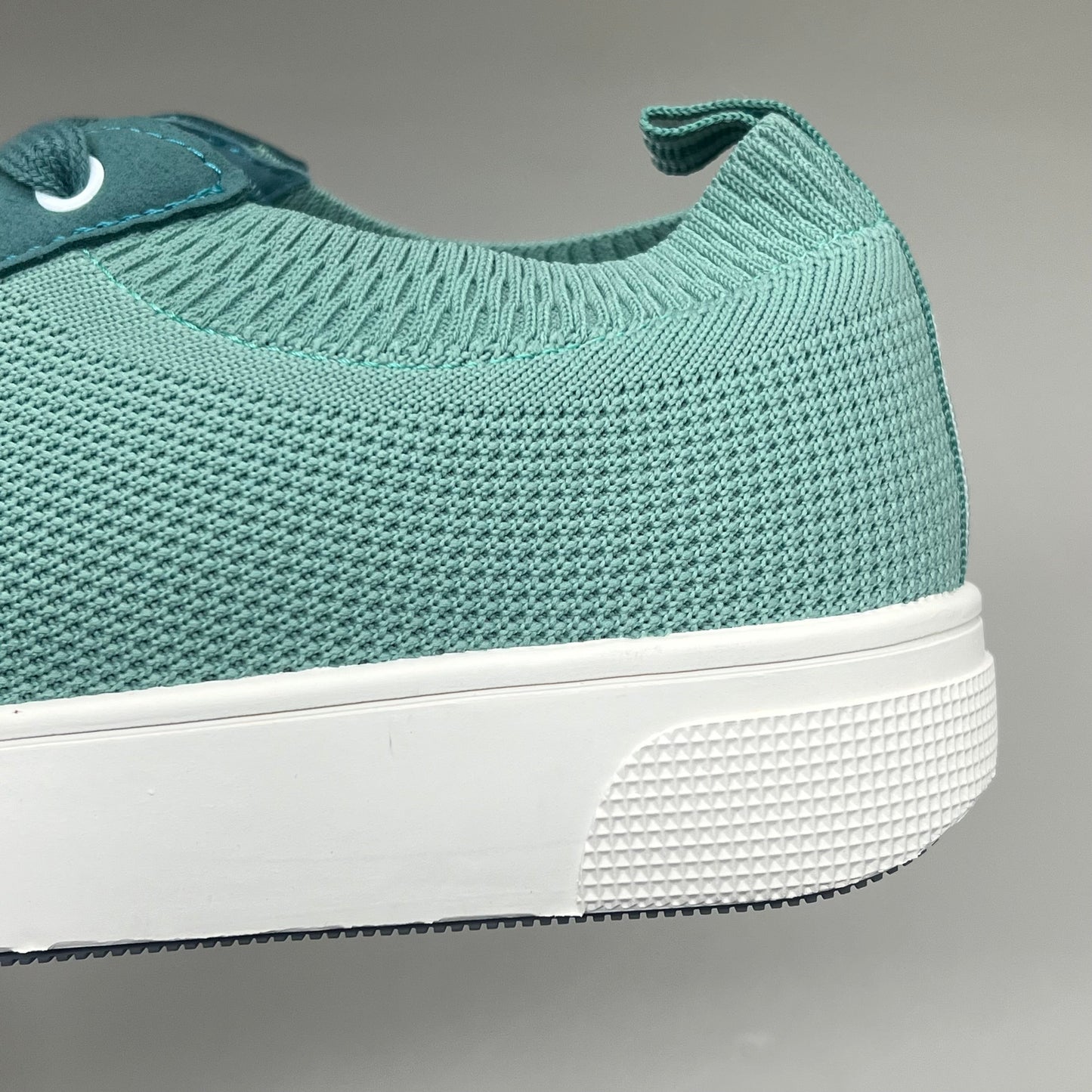 PROPET Kenna Breathable Open Cell Rubber Outsole Women Sz 9.5 X(2E) Jade Mint WCA042M