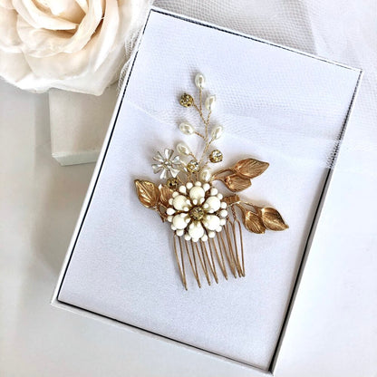 Jessie - Vintage Pearl Bridal Hair Comb