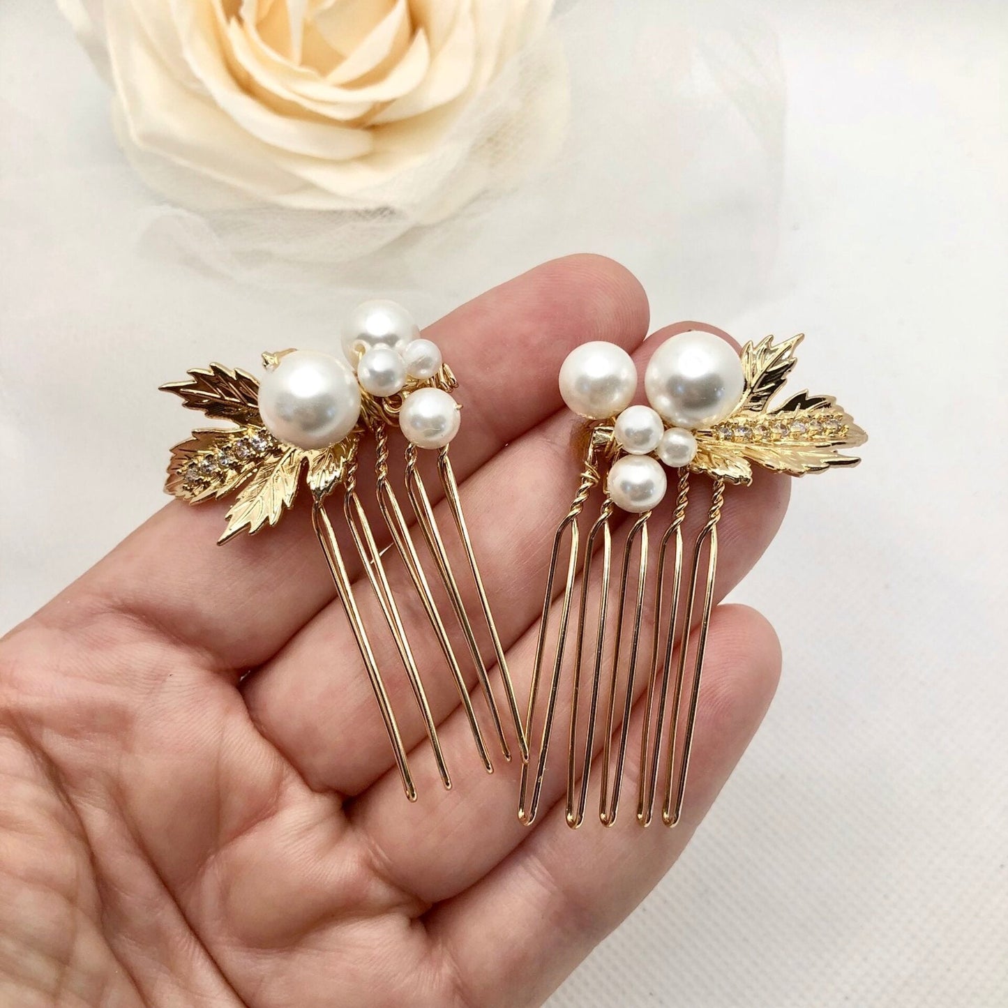 Evie - Pearl Bridal Hair Combs Set