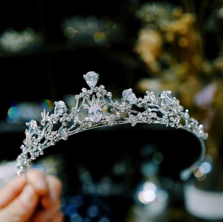 Annelise - Silver Cubic Zirconia Bridal Tiara