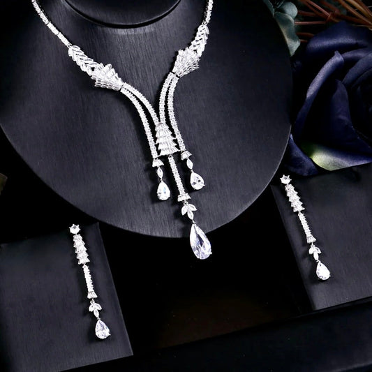 Ithaca - Luxury Silver Cubic Zirconia Bridal Jewelry Set