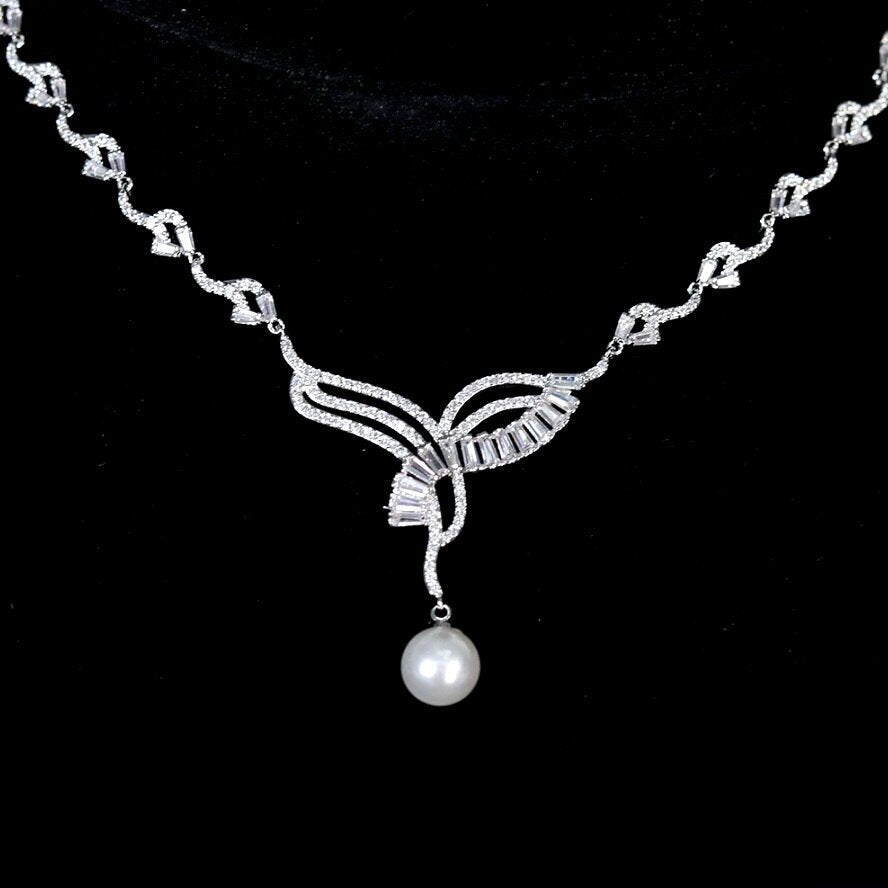 Narianna - Luxury Pearl and CZ Bridal Jewelry Set