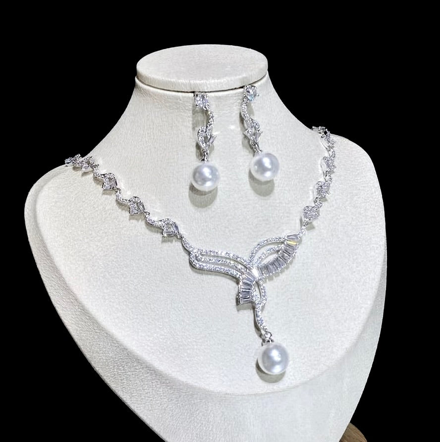 Narianna - Luxury Pearl and CZ Bridal Jewelry Set