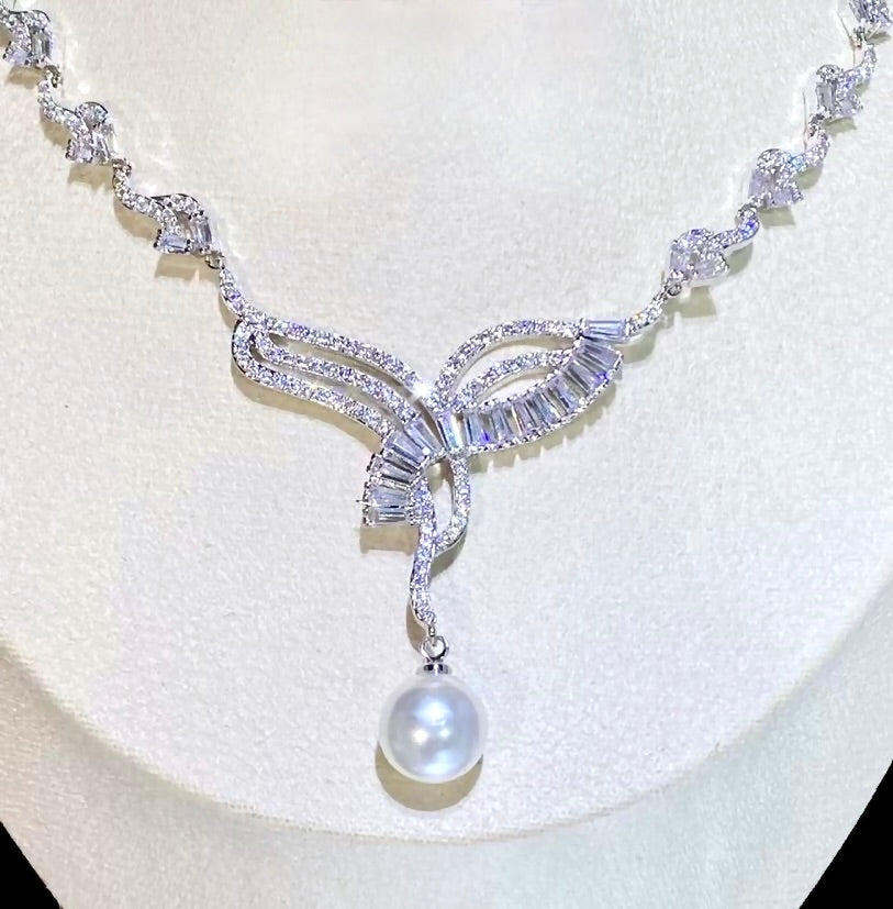 Narianna - Luxury Pearl and CZ Bridal Jewelry Set
