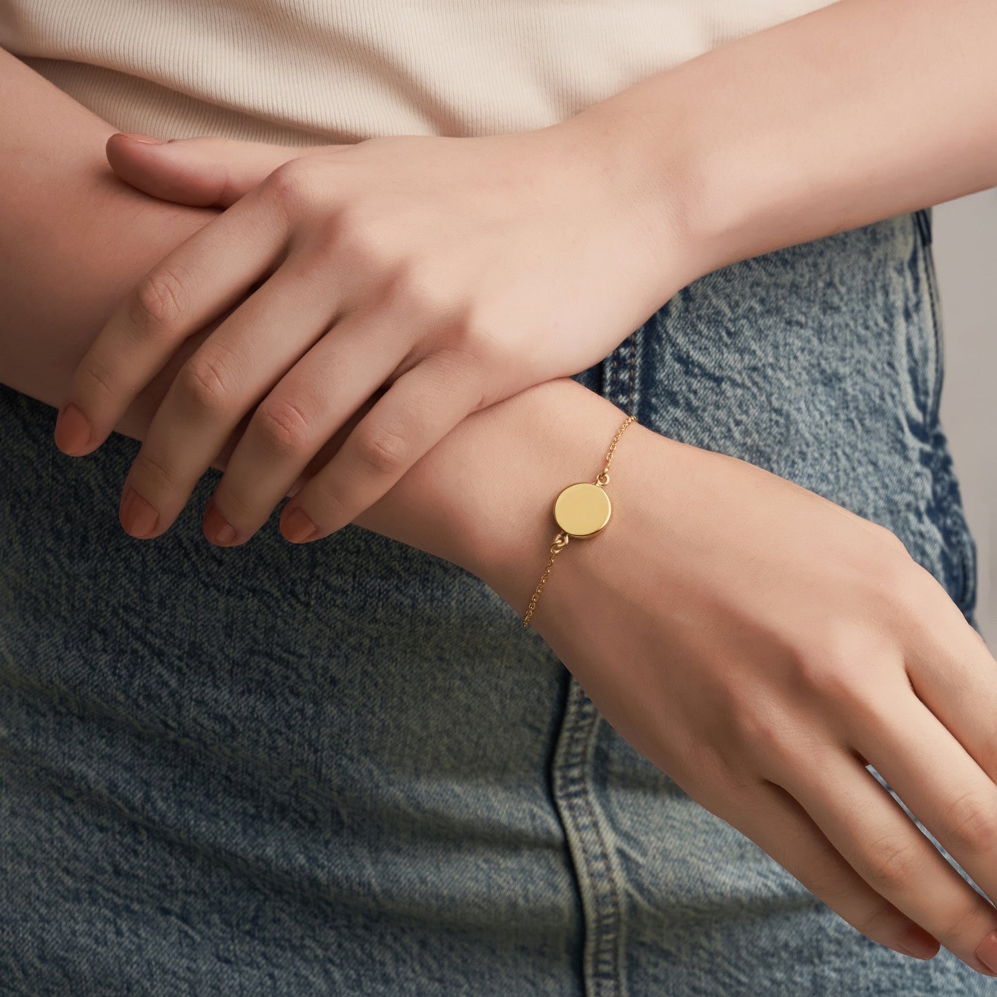 Mysha Personalized Eternal Initial Circle Bracelet