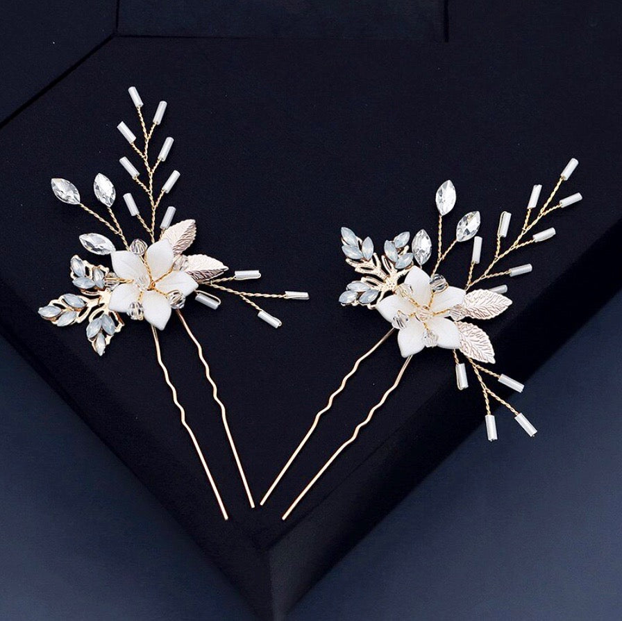 Amaryllis - Opal Bridal Hair Comb and Pin Set