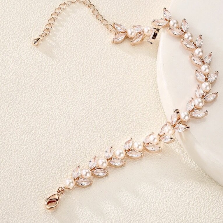 "Sadie" - Pearl Bridal Bracelet - Available in Silver, Rose Gold and Yellow Gold