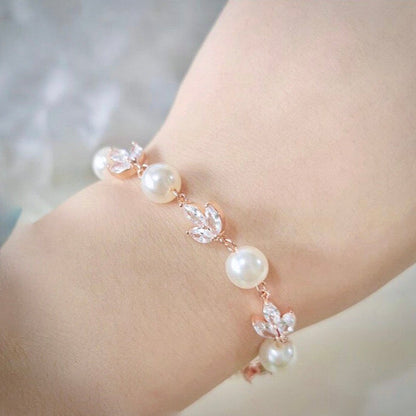 Perla - Pearl and Cubic Zirconia Bridal Bracelet - Available in Silver, Rose Gold and Yellow Gold